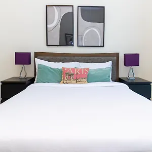 Westminster Claren Tower - Downtown Apartment Dubai